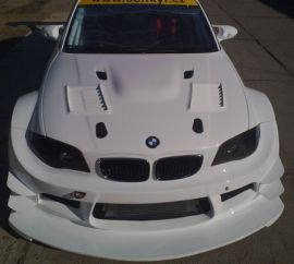 BMW E82 1M Race Style Body Kit