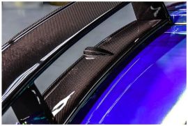 Lamborghini Gallado carbon fiber wing