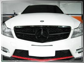 Mercedes Benz W204 C250 C300 2012 Front Grille